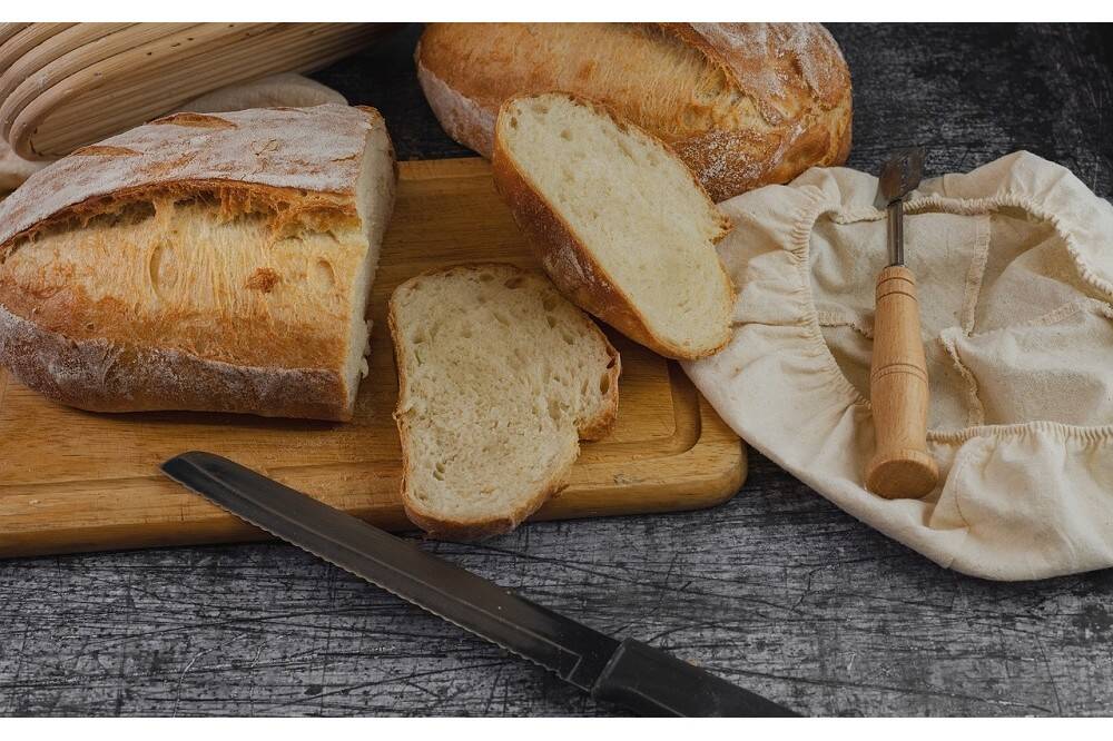 Jak samemu upiec chleb na zakwasie? 